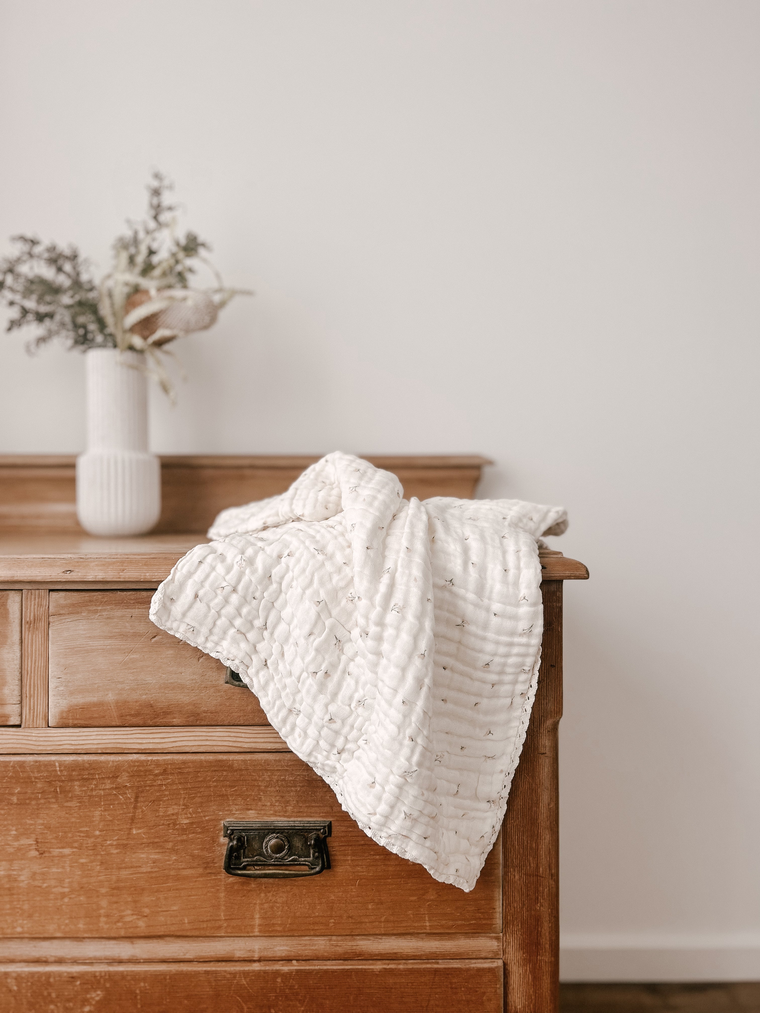 Organic Gauze Cotton COT Blanket in Petal